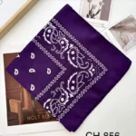 CH-856//💜 Pañoleta Morada Clásica – Estilo Urbano y Versátil