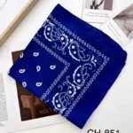 CH-851//🔵 Pañoleta Azul Rey Clásica – Accesorio Urbano y Atemporal